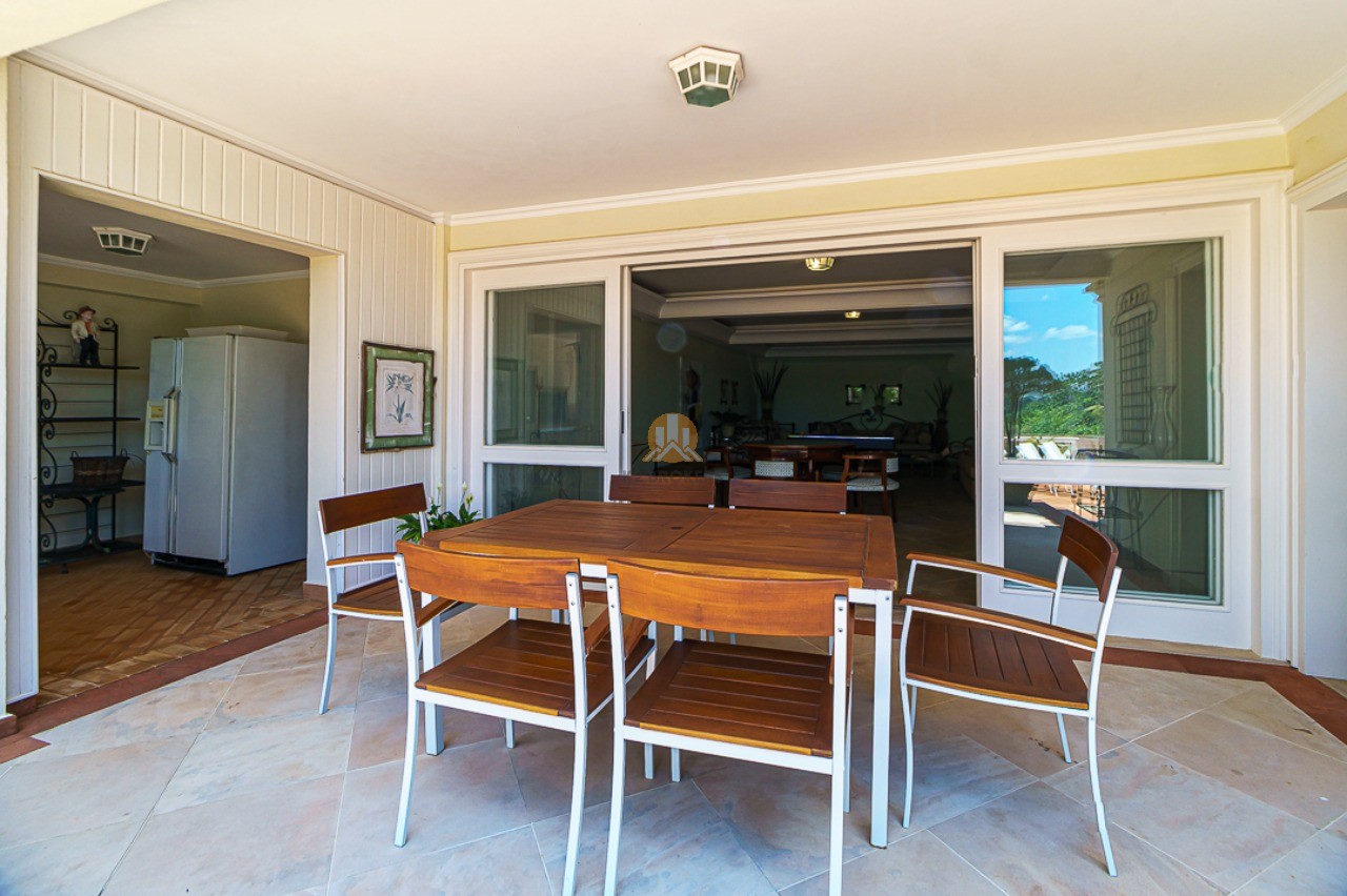  - Casa à venda em condomínio de alto padrão em Itu-SP -  5 suítes , 3 vagas e 611m².