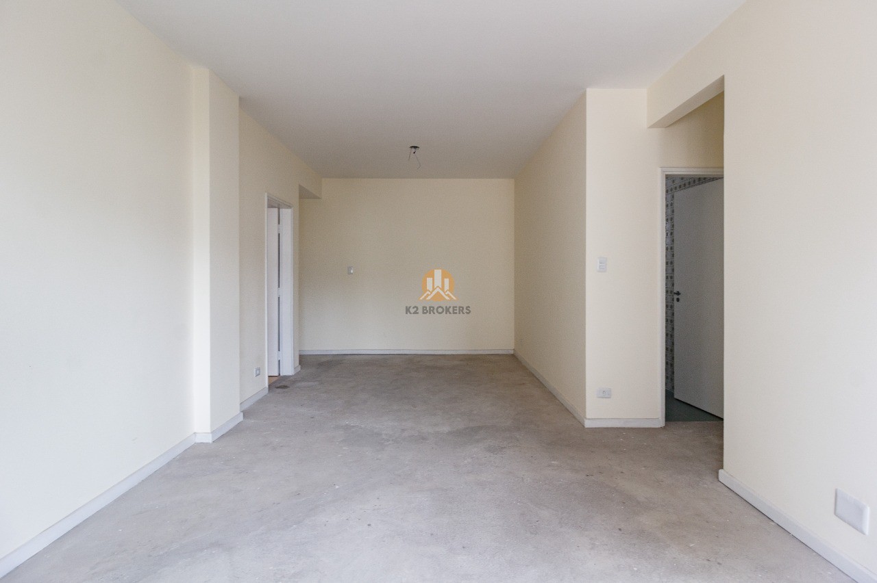  - Apartamento Semimobiliado com 2 Dormitórios e 2 Vagas – Edifício Corina | Vila Olímpia