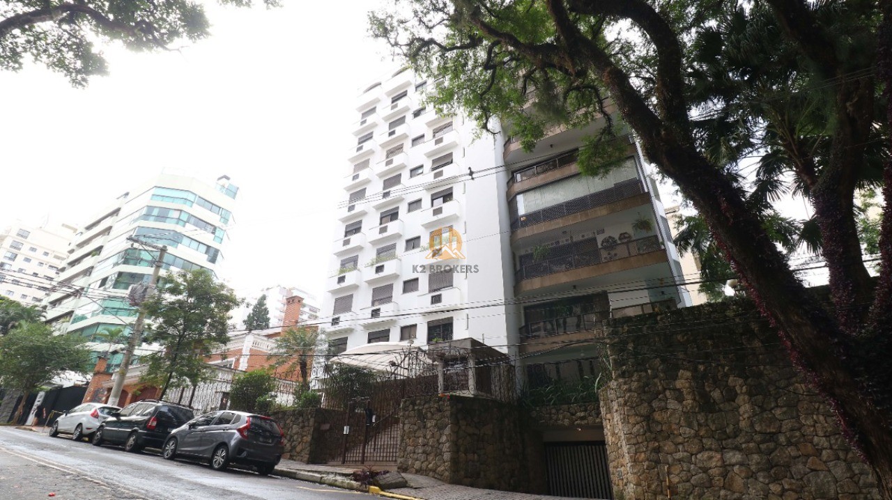 Apartamento à venda com 3 quartos, 200,00m² - CAMPO BELO,SÃO PAULO