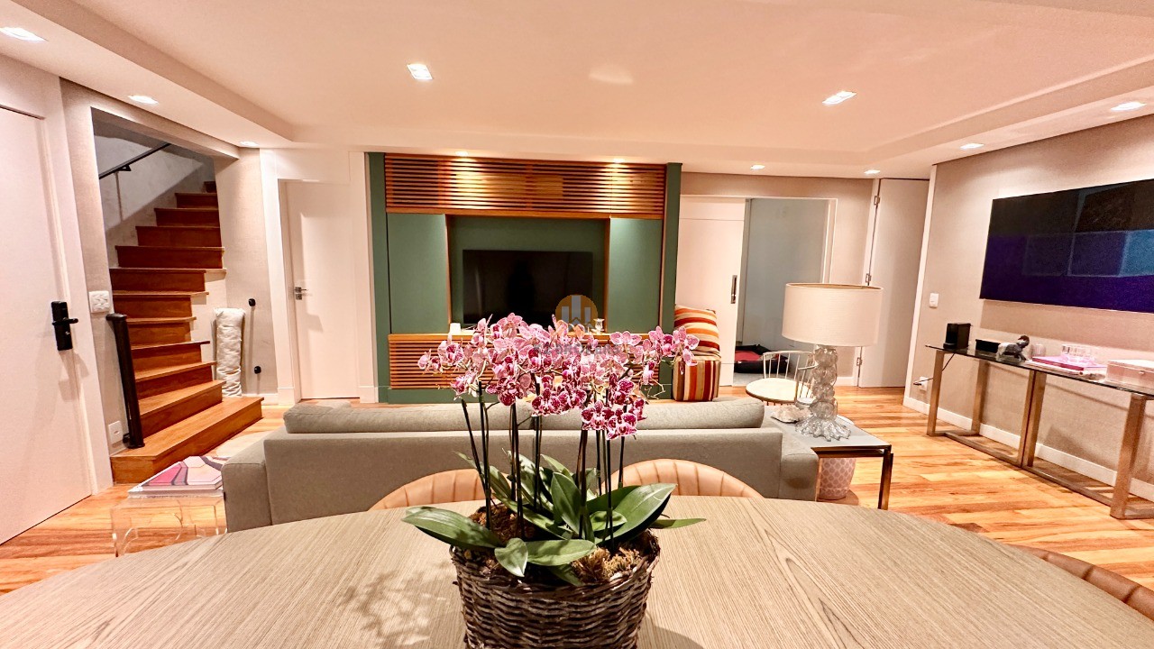 Cobertura à venda com 3 quartos, 223,00m² - Jardim Guedala,São Paulo