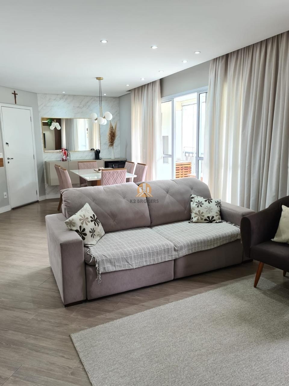  - Apartamento com 2 Suítes e 2 Vagas – 86m² no Jardim Londrina