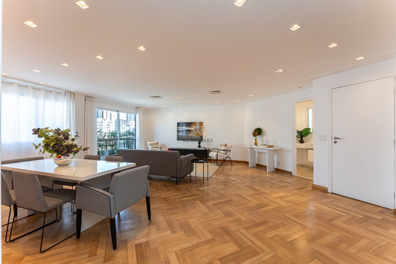  - Apartamento no Itaim Bibi:  2 suítes e 2 vagas , 143m² - São Paulo-SP