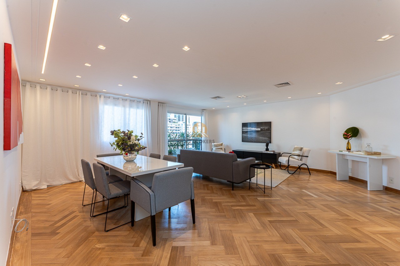  - Apartamento no Itaim Bibi:  2 suítes e 2 vagas , 143m² - São Paulo-SP