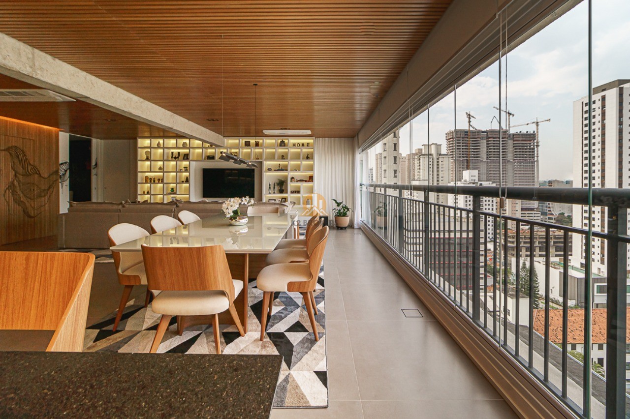  - Apartamento de luxo com 3 suítes e 213m² no Morumbi, São Paulo-SP!