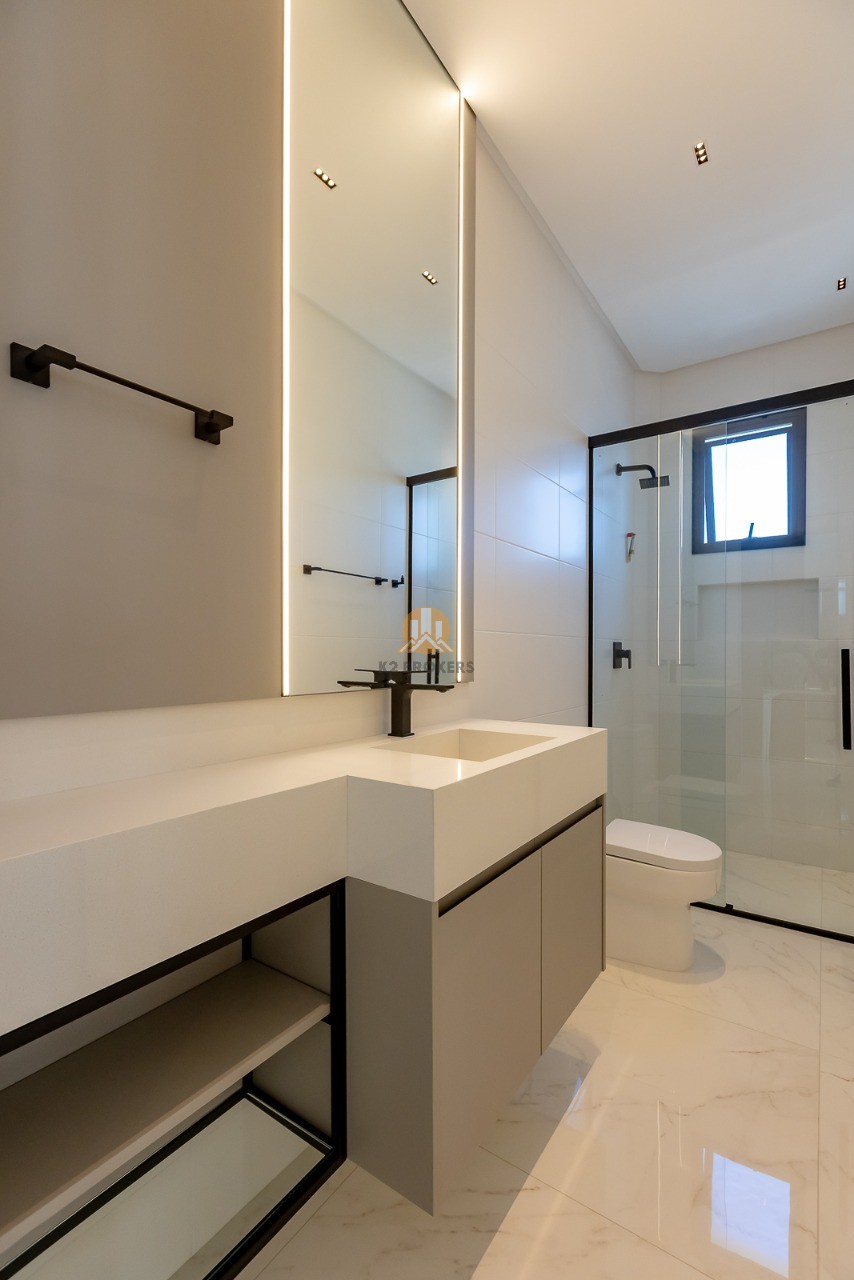 Cobertura à venda com 4 quartos, 250,00m² - Centro,Balneário Camboriú