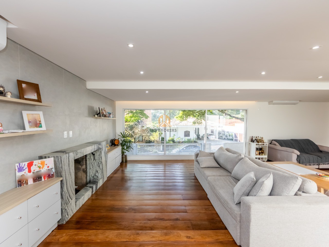 Casa à venda com 4 quartos, 295,00m² - JARDIM MARAJOARA,SÃO PAULO