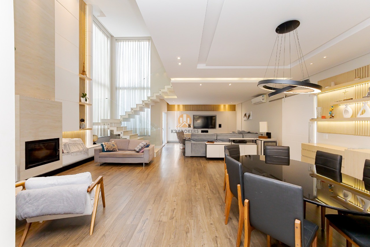 Casa à venda com 4 quartos, 460,00m² - TINGUI,CURITIBA