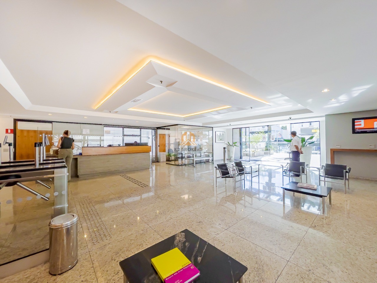  - Sala comercial à venda em Santa Cecília, São Paulo-SP, com 4 salas, 4 vagas de garagem