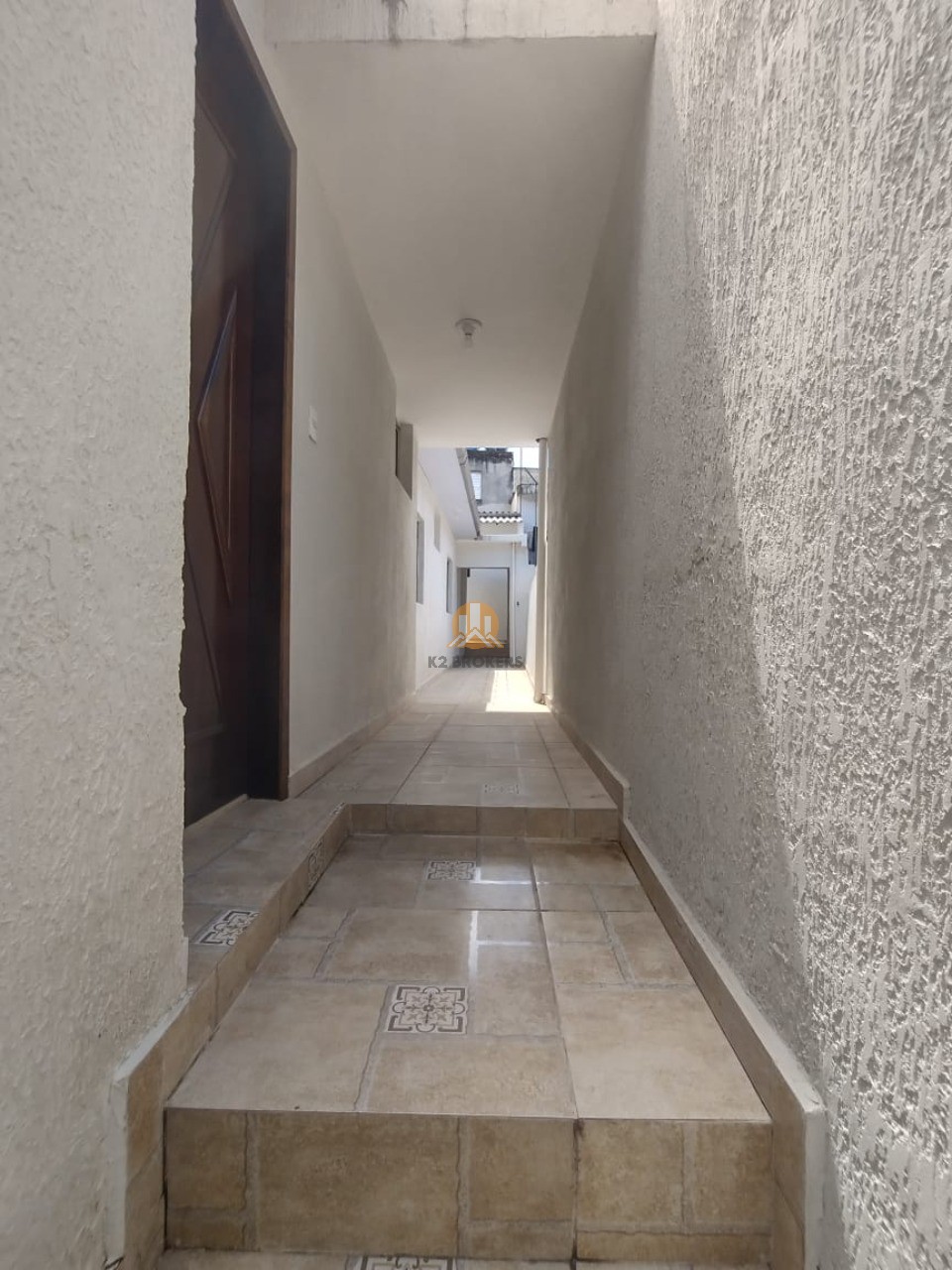  - Casa à venda em São Paulo-SP, no Bairro Jardim Imperial, com 2 quartos, 2 vagas de garagem e 140,00 m²