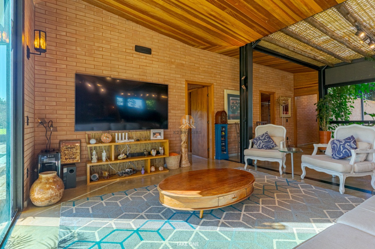  - Casa em condomínio à venda em Salto-SP, Residencial Primavera II - 4 quartos, 3 suítes,  4 vagas de garagem, 288m².