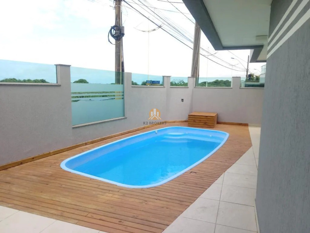  - Casa à venda em Navegantes-SC, Meia Praia: 7 quartos, sendo 5 suítes e 4 vagas e 559,80m².