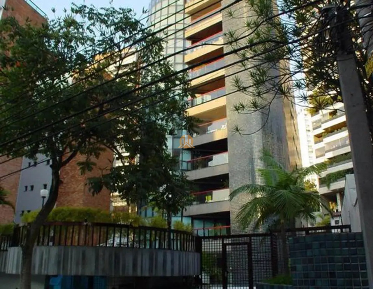  - Imperdível oportunidade de investimento: Apartamento de luxo com 4 quartos e 3 suítes em Paineiras do Morumbi, São Paulo-SP