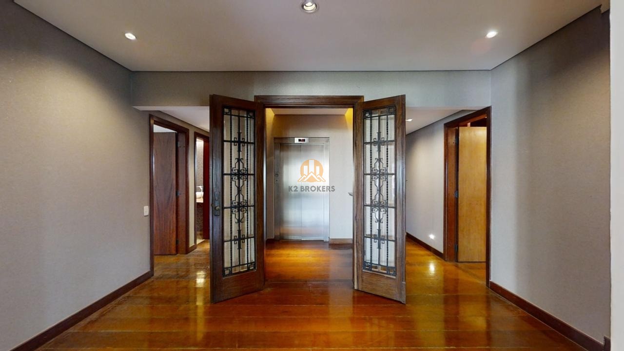  - Apartamento de Luxo em Santo Amaro:  3 Suítes, 3 Vagas, 338m² - Venda ou Locação em SP. Venha Conhecer!