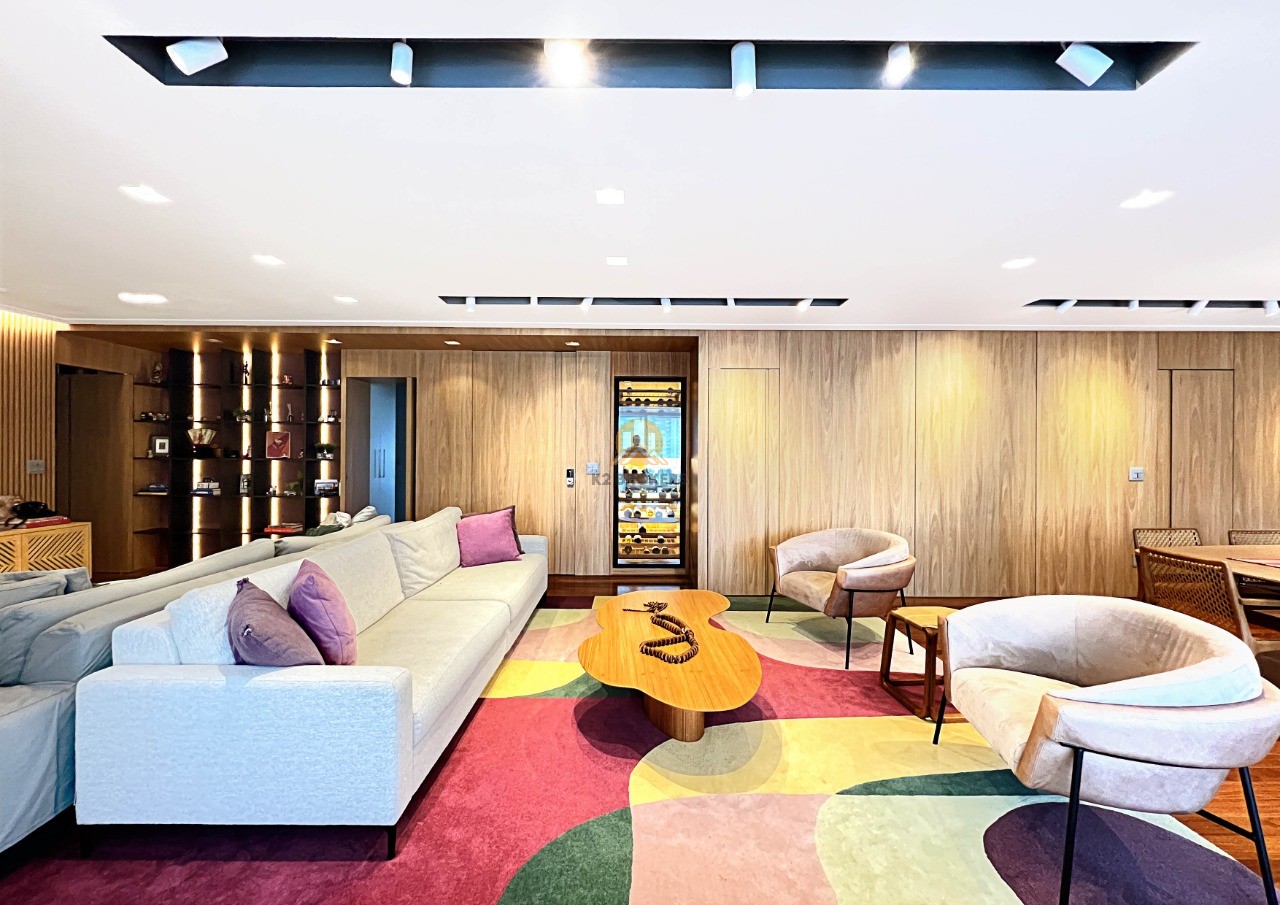 Apartamento à venda com 3 quartos, 226,00m² - VILA NOVA CONCEIÇÃO,SÃO PAULO