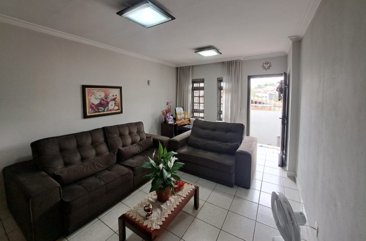 Casa à venda com 2 quartos, 191,00m² - VILA JOSEFINA,JUNDIAÍ