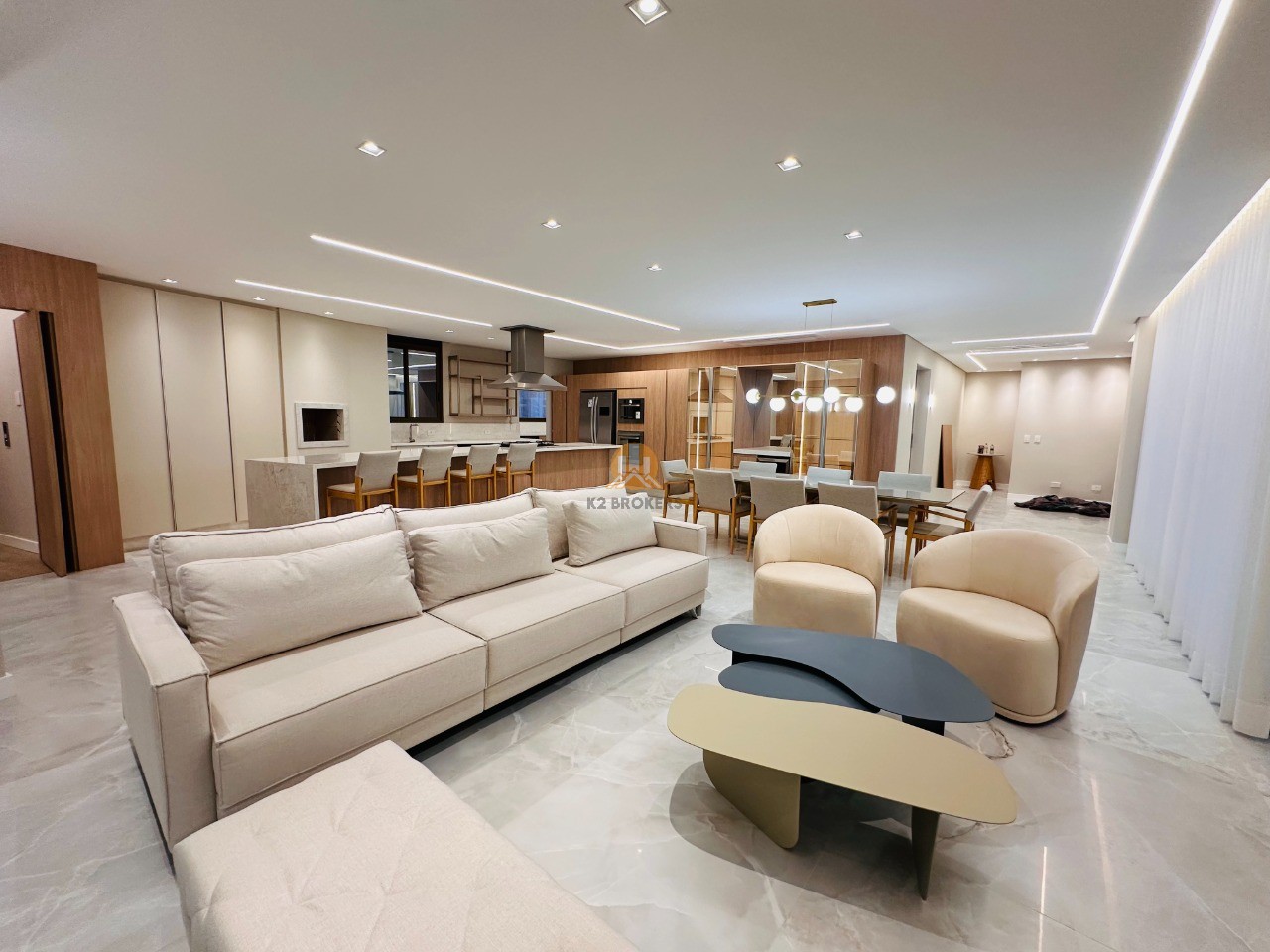  - Apartamento à venda em Curitiba, Água Verde, com 3 quartos, 246,00m²