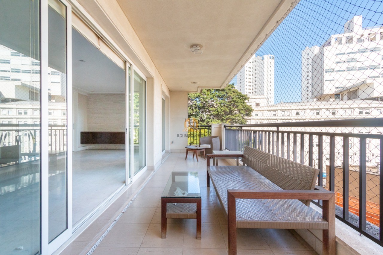 Apartamento à venda com 4 quartos, 211,00m² - SANTA CECÍLIA,SÃO PAULO