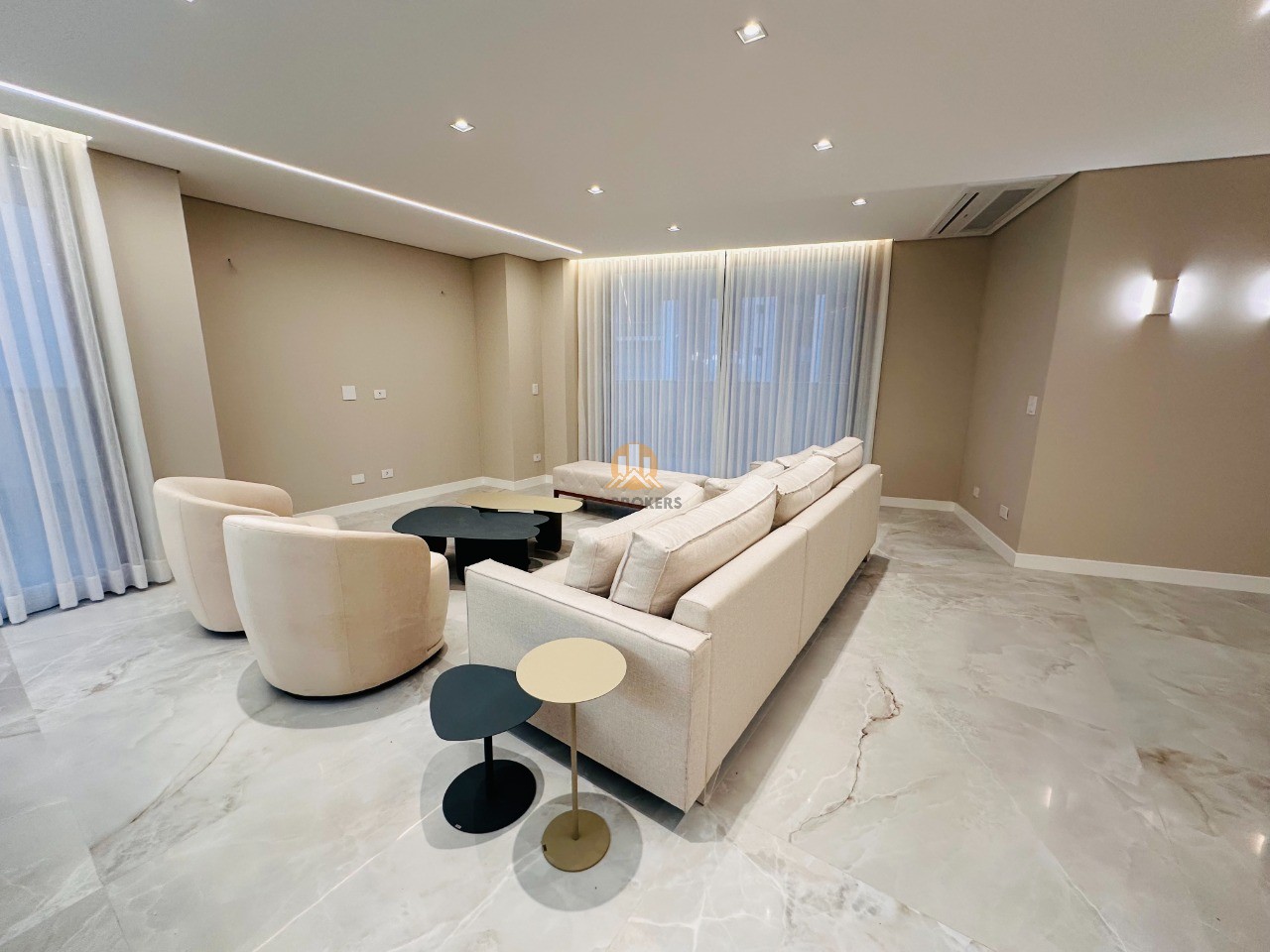 Apartamento à venda com 3 quartos, 246,00m² - Água Verde,Curitiba