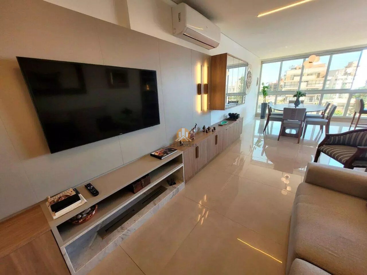 Apartamento à venda com 3 quartos, 188,00m² - CENTRO,Guaratuba