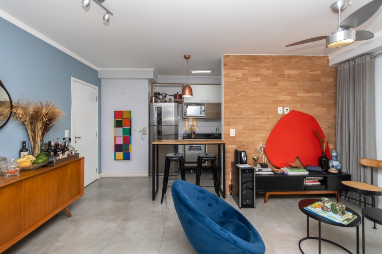  - Apartamento à venda em São Paulo-SP, Vila Santa Catarina. 2 quartos, sendo 1 suíte e 2 vagas.