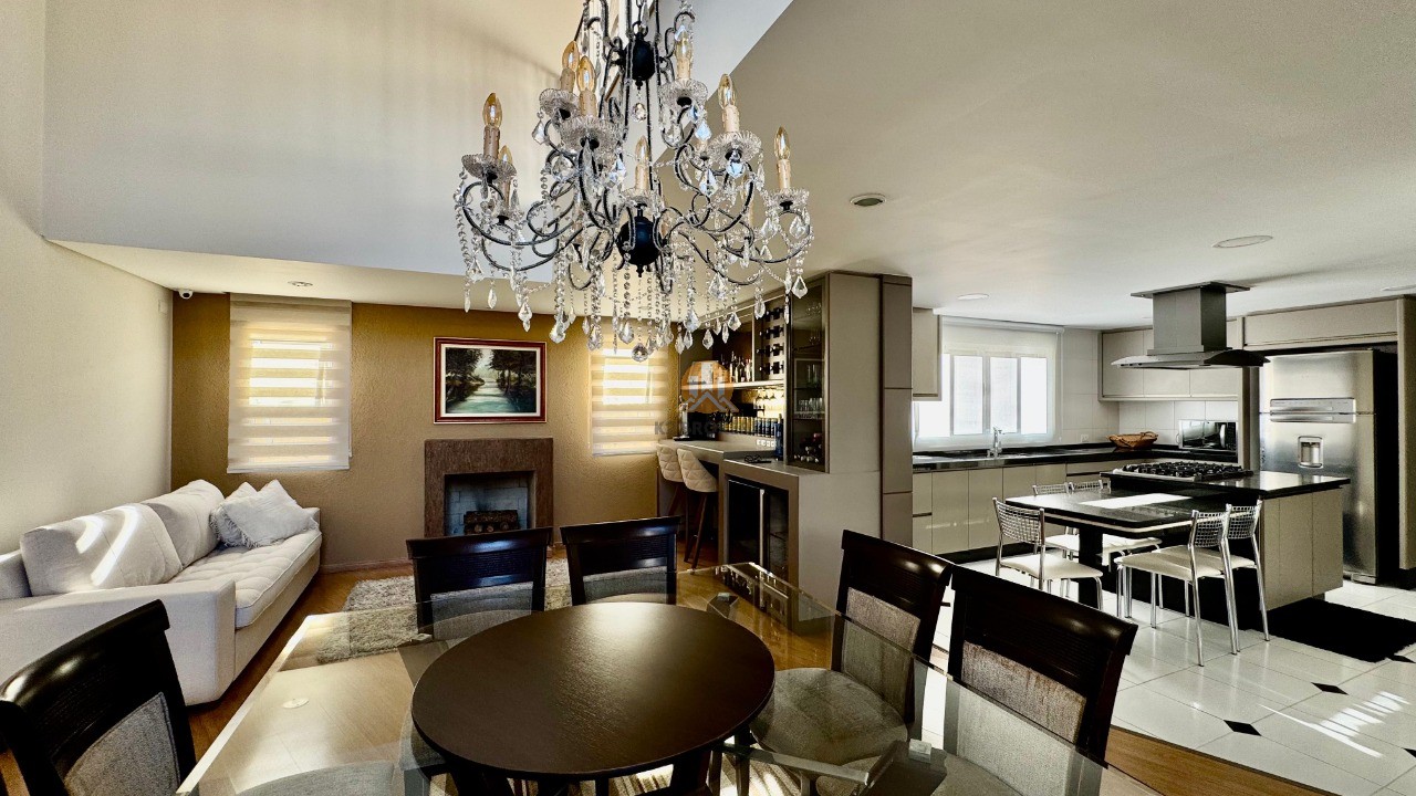  - Imperdível: Casa à venda em São José dos Pinhais-PR, bairro Aristocrata, 600m².