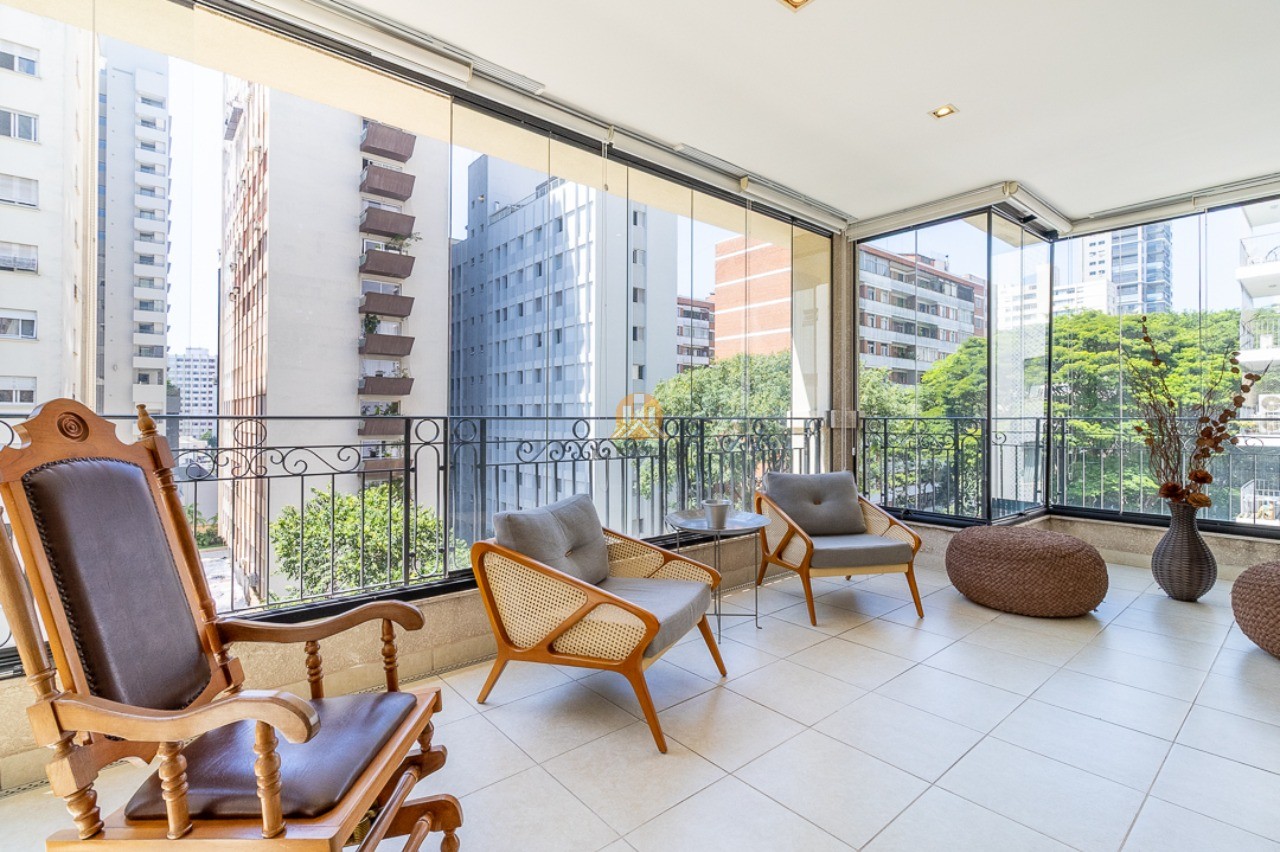 Apartamento à venda com 4 quartos, 304,00m² - SANTA CECÍLIA,SÃO PAULO